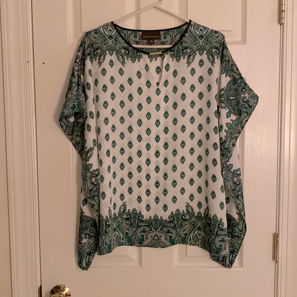 Like NEW Dana Buckman top w/Paisley Design - size S